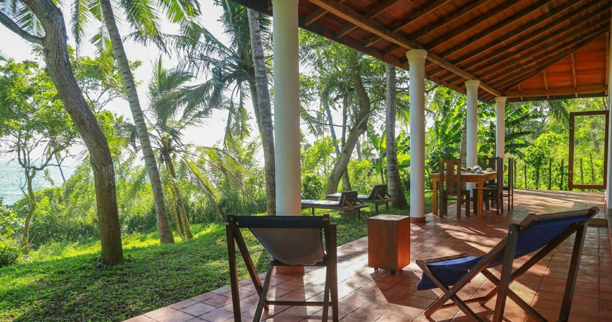 Bluewind Resort Tangalle Exterior foto